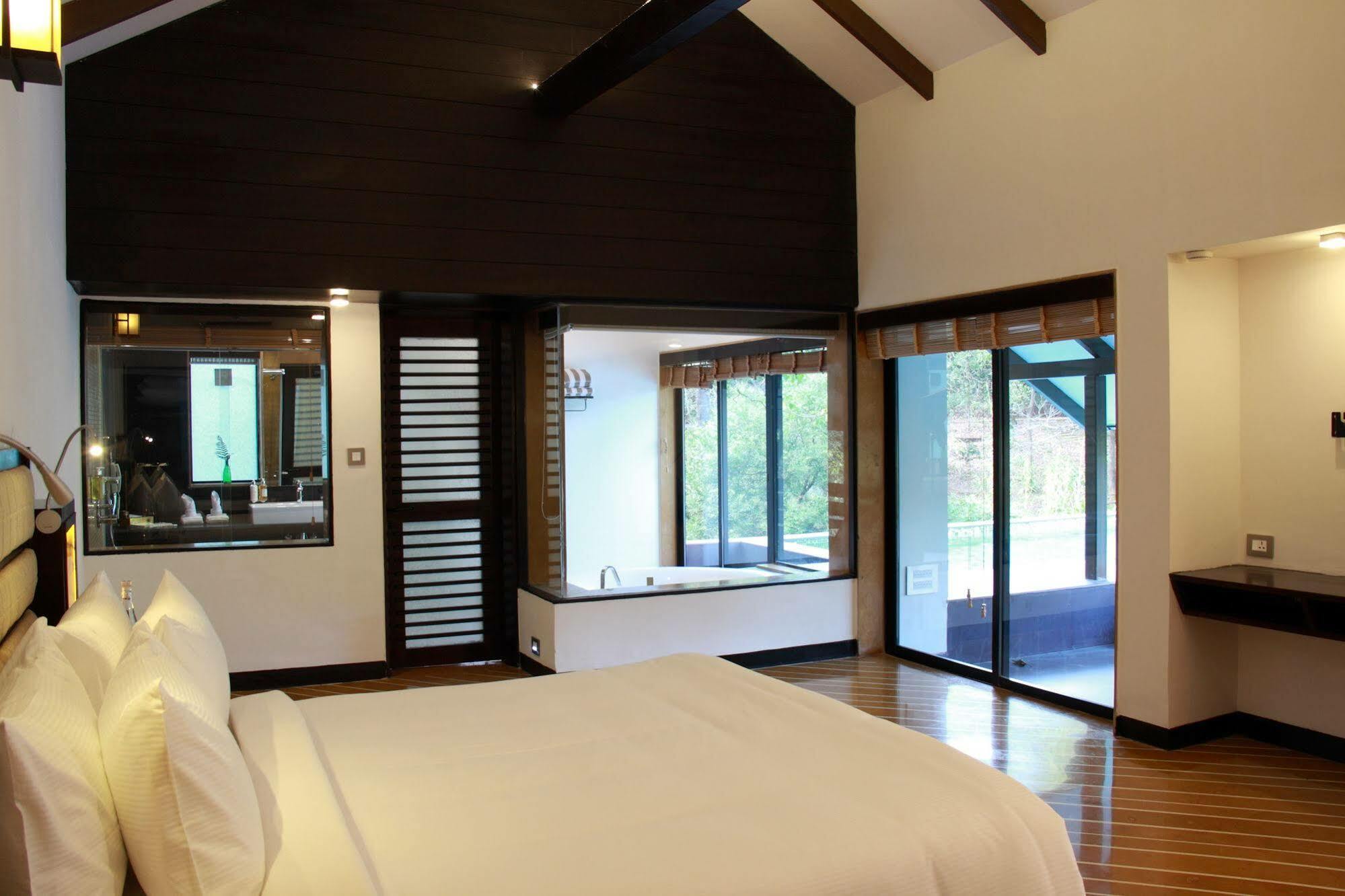 The Ibnii - Eco Luxury Resort Tulsa Exterior foto